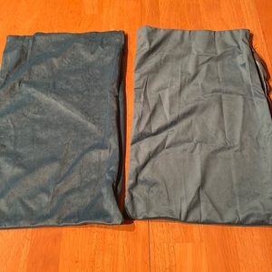 NWOT DEZENE throw pillow case